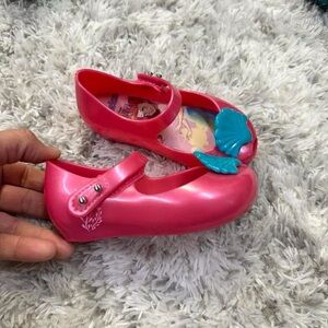 Mini Melissa Pink Ariel with Blue Shell